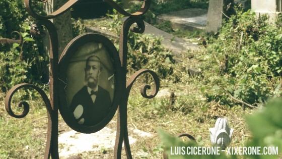 Jewish-Cemetery-Bucharest