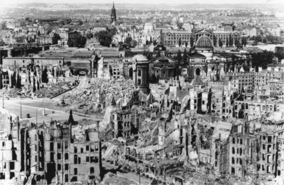 dresden-1945 Centro de Dresden, 1945