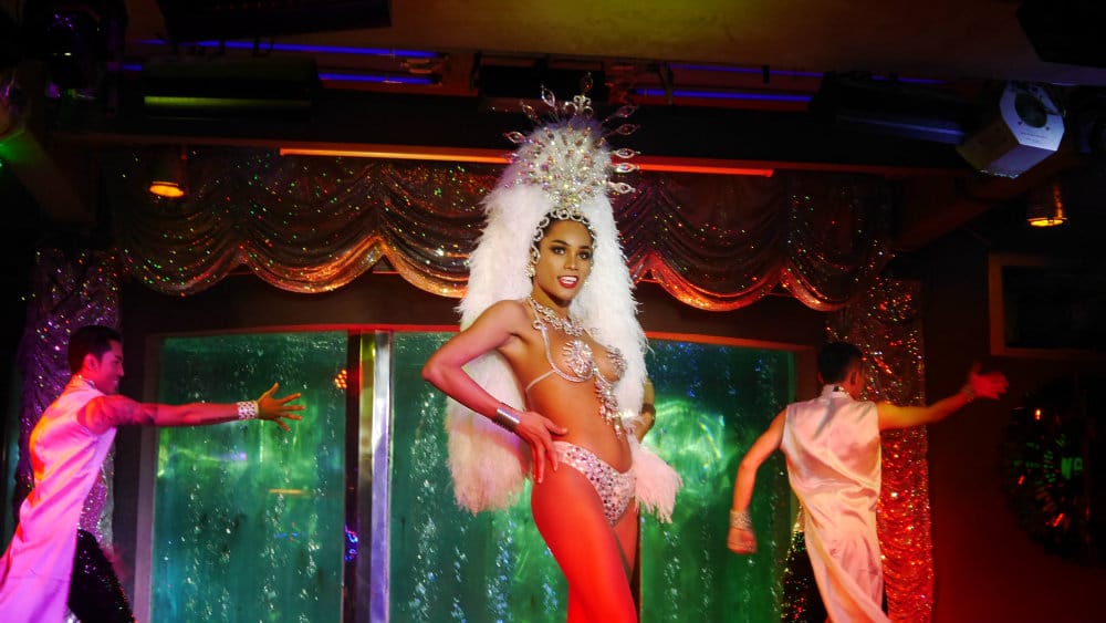 Castro - Espectáculo de drag-queens y ladyboys en Pattaya 