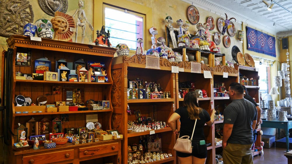 Tienda de curiosidades y antigüedades en South Congress
