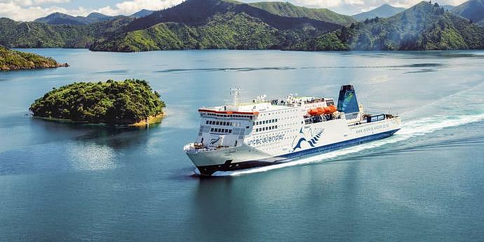 Viajar entre la Isla Norte y la Isla sur de Nueva Zelanda en ferry