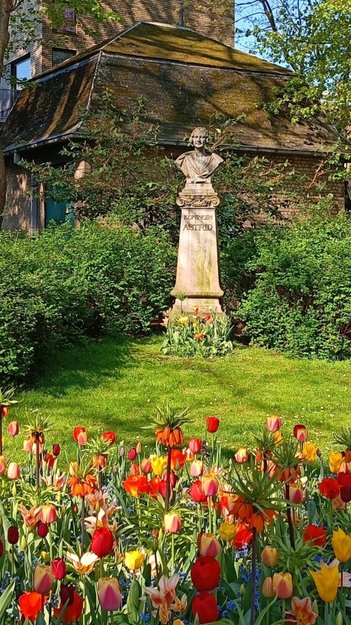 Busto de la reina Astrid en el Koningin Astridpark