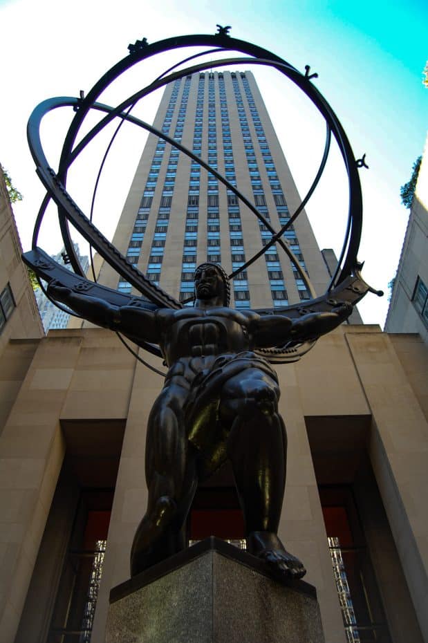 Escultura de Atlas en el Rockefeller Center de Nueva York