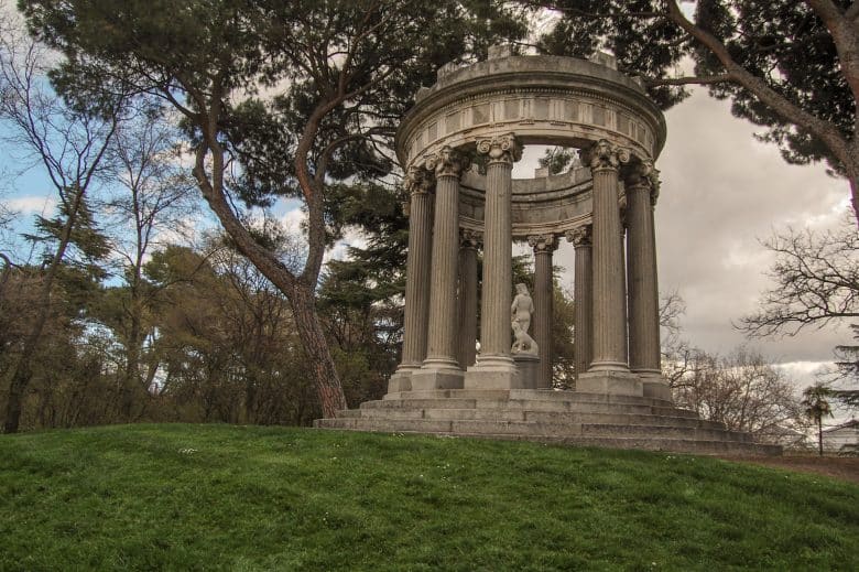 El Capricho Park - A Madrid Attraction with a Crazy History