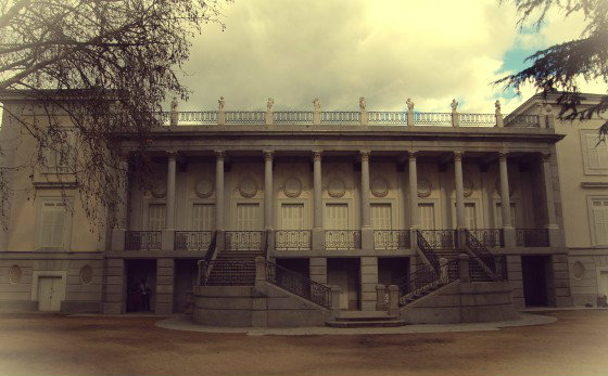 El-Capricho-palace-of-the-dukes