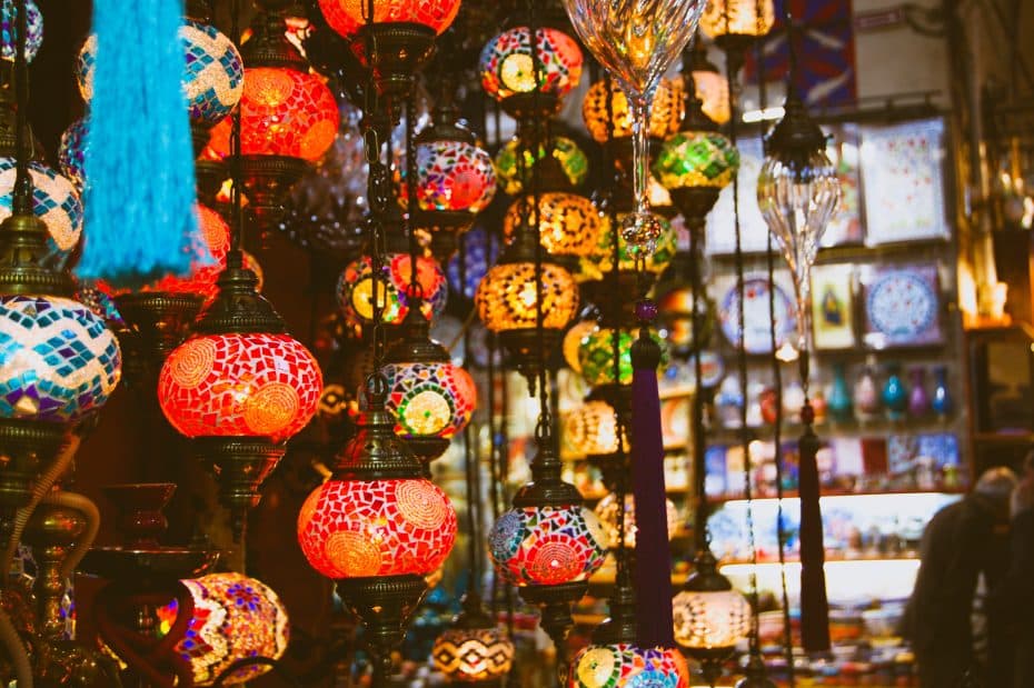 Middle Eastern lamps are an old-time favorite souvenir to buy at the Grand Bazaar
