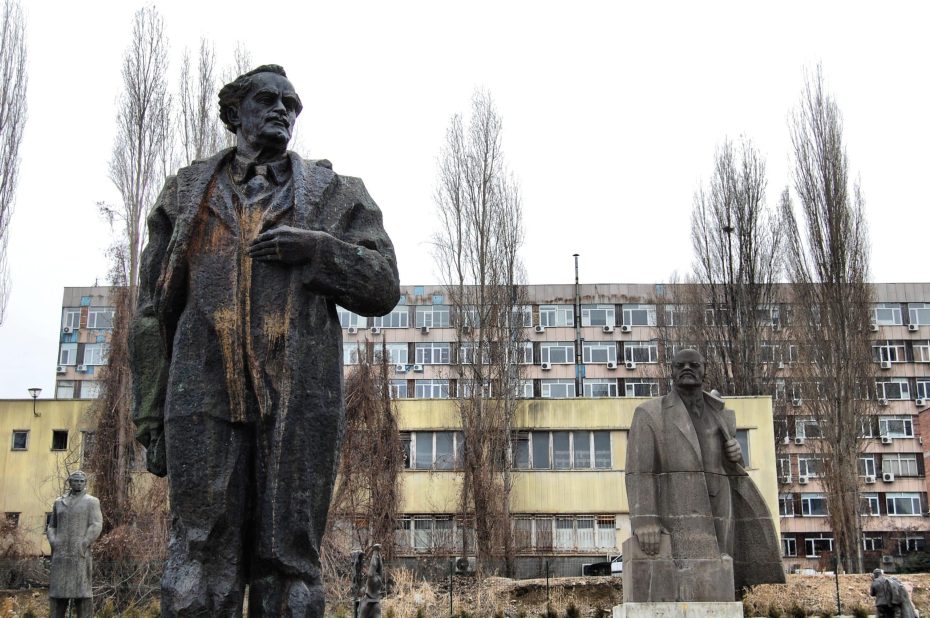 Georgi Dimitrov and Lenin - Bulgaria Socialist Museum