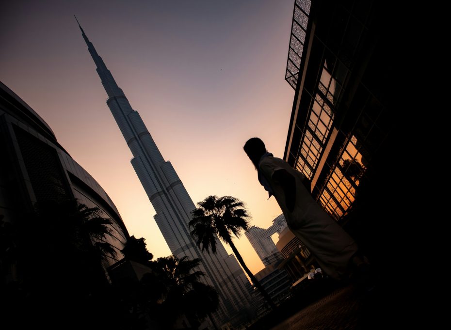 If you only have time to see one attraction during your Dubai stopover, make sure it's Burj Khalifa