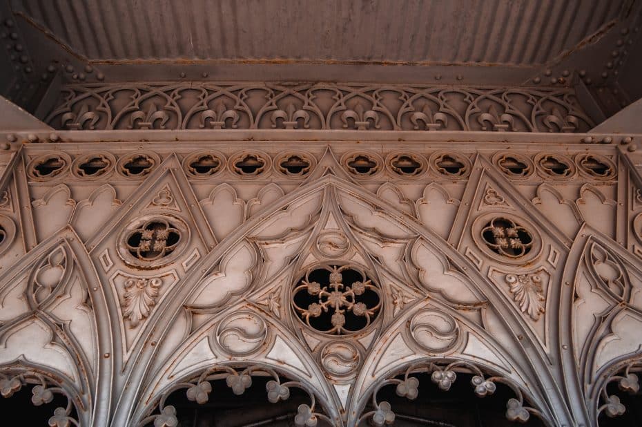 Neo-Gothic ironwork on the Santa Justa Elevator