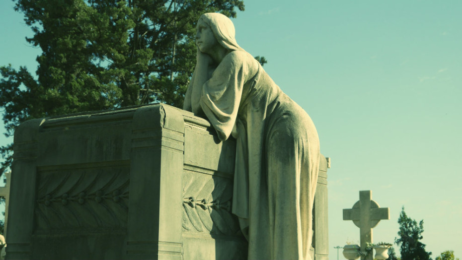Montjuic Cemetery Photo Essay