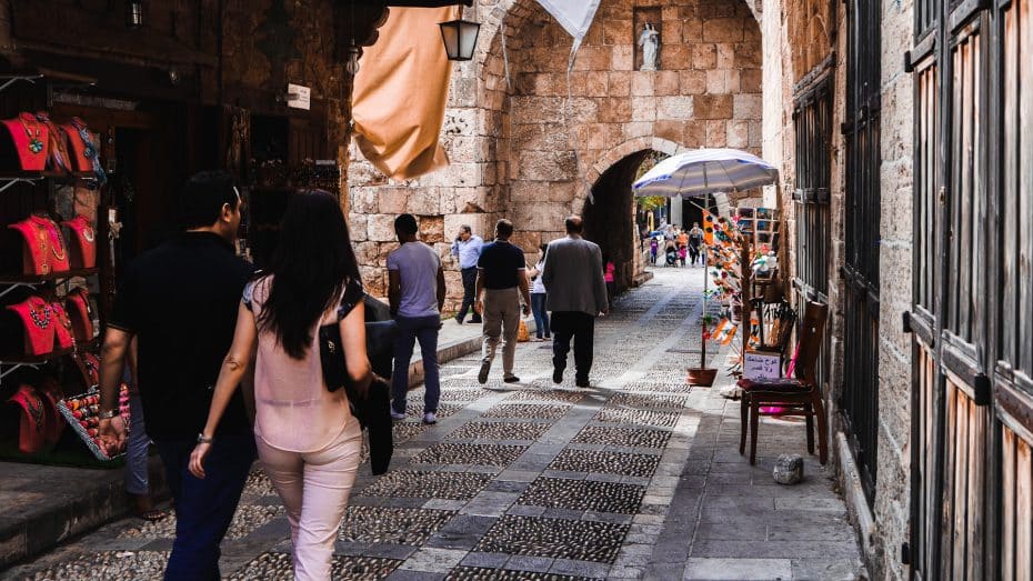 Los zocos son una magnífica forma de vivir una excursión de un día a Biblos (Líbano)