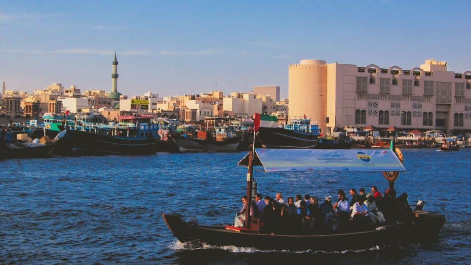 Traditional Abras crossing the Dubai Creek