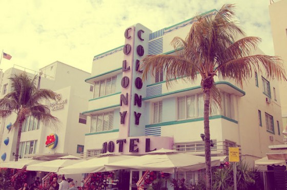 art-deco-district-miami-beach-7-560x372