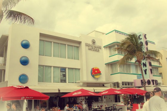 art-deco-district-miami-beach-8-560x372