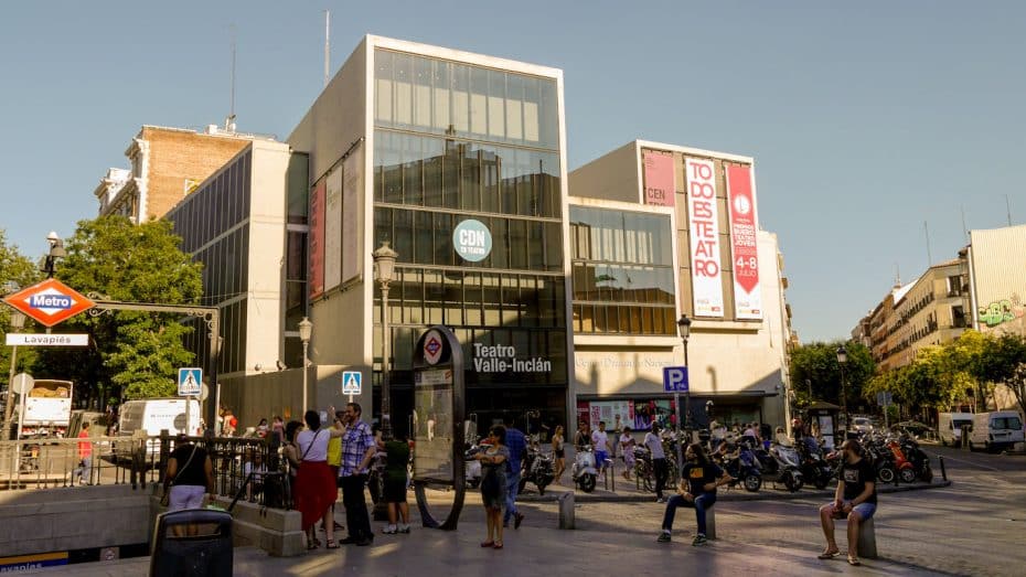 Lavapiés & Embajadores are multicultural neighborhoods known for their eclectic nightlife.