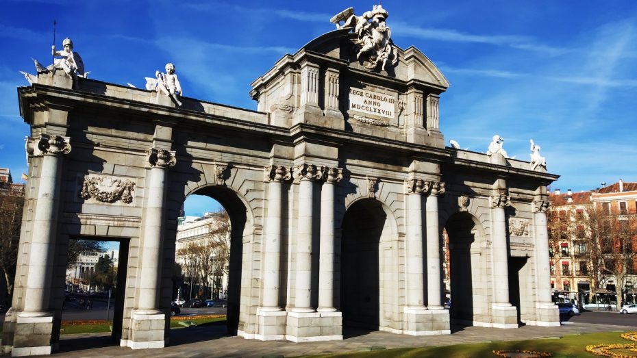 Puerta de Alcalá, Madrid