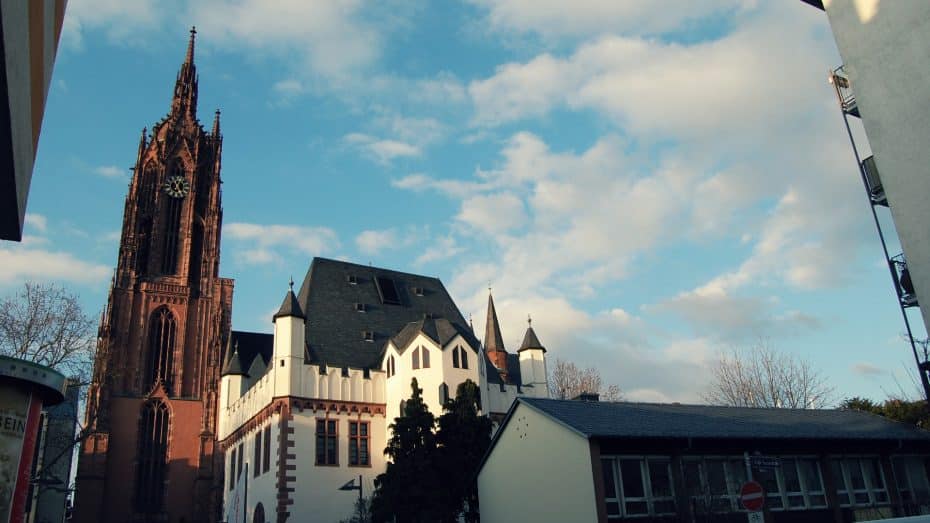 Home to the Cathedral, the Old Town is the best district for tourists in Frankfurt