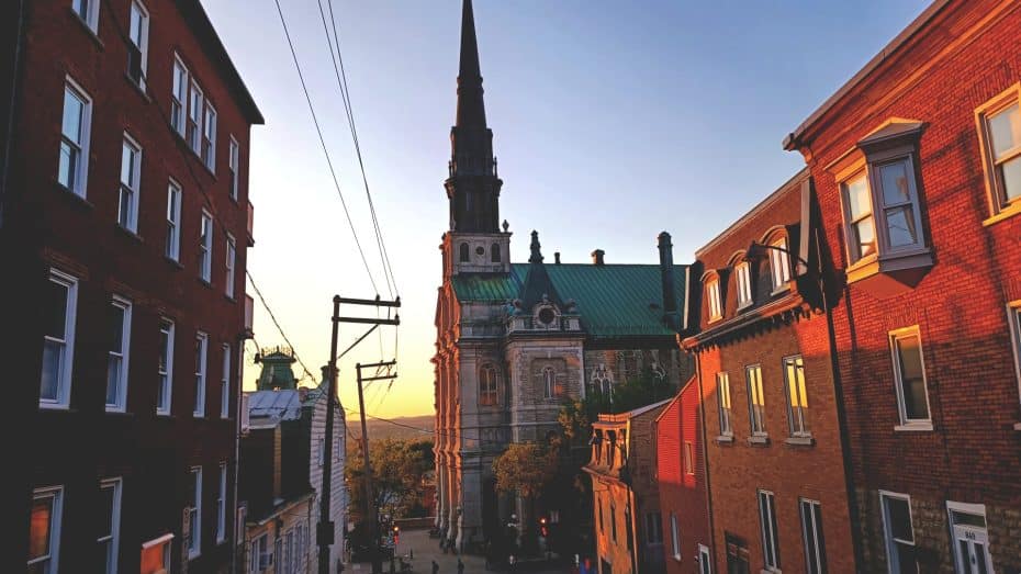 Where to stay in Quebec City, Canada - Rue Saint Jean