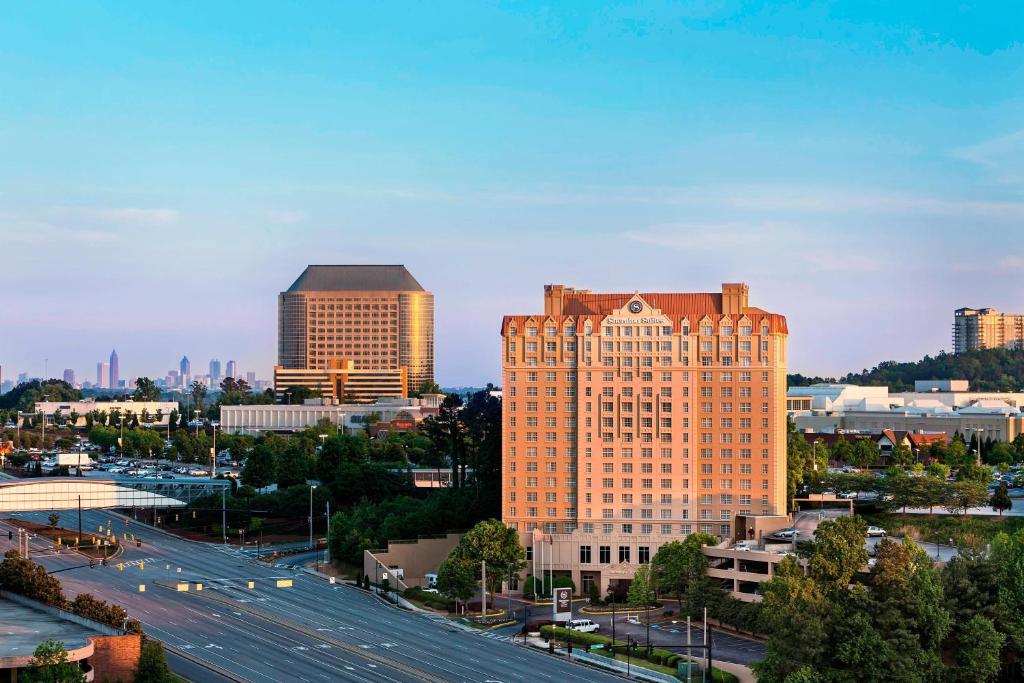Located in North Atlanta, Cobb-Galleria is a swanky commercial, residential & business development packed with great hotels