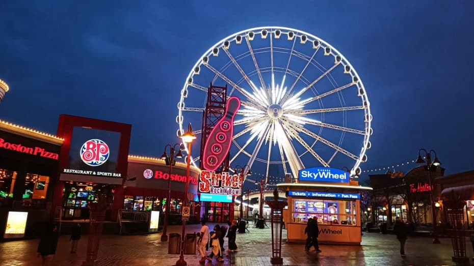 Clifton Hill ospita anche alcuni dei migliori locali notturni di Niagara Falls.