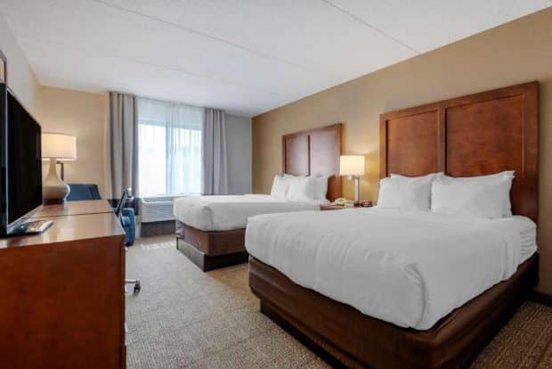 Comfort Inn The Pointe
