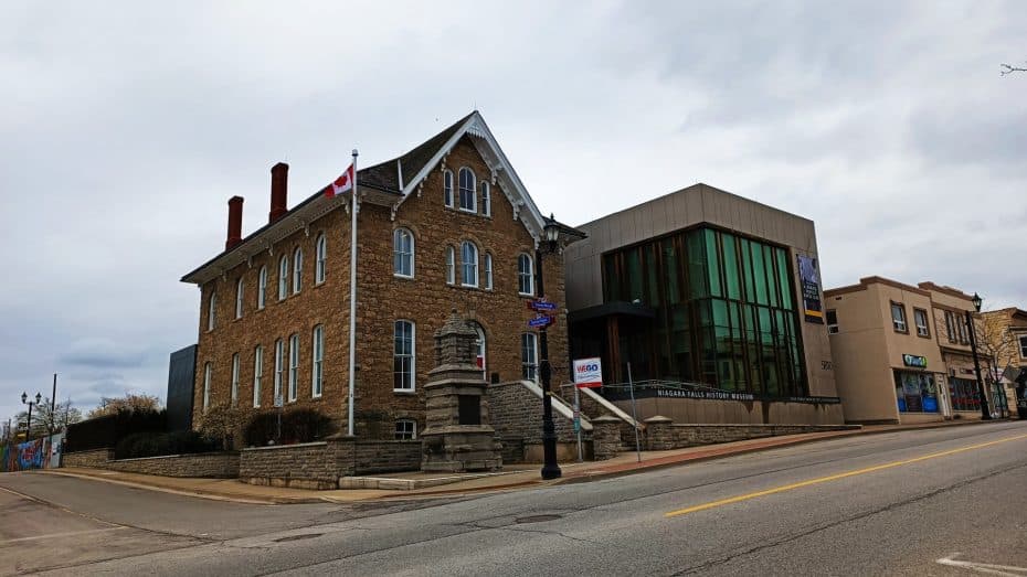 Niagara Falls History Museum, Lundy's Lane, Niagara Falls