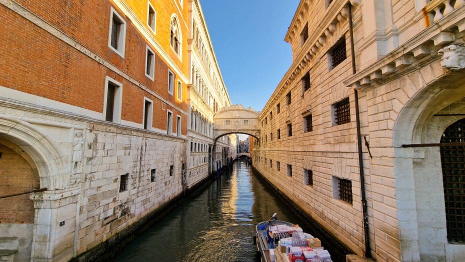 San Marco es el barrio más turístico y una de las mejores zonas para alojarse en Venecia