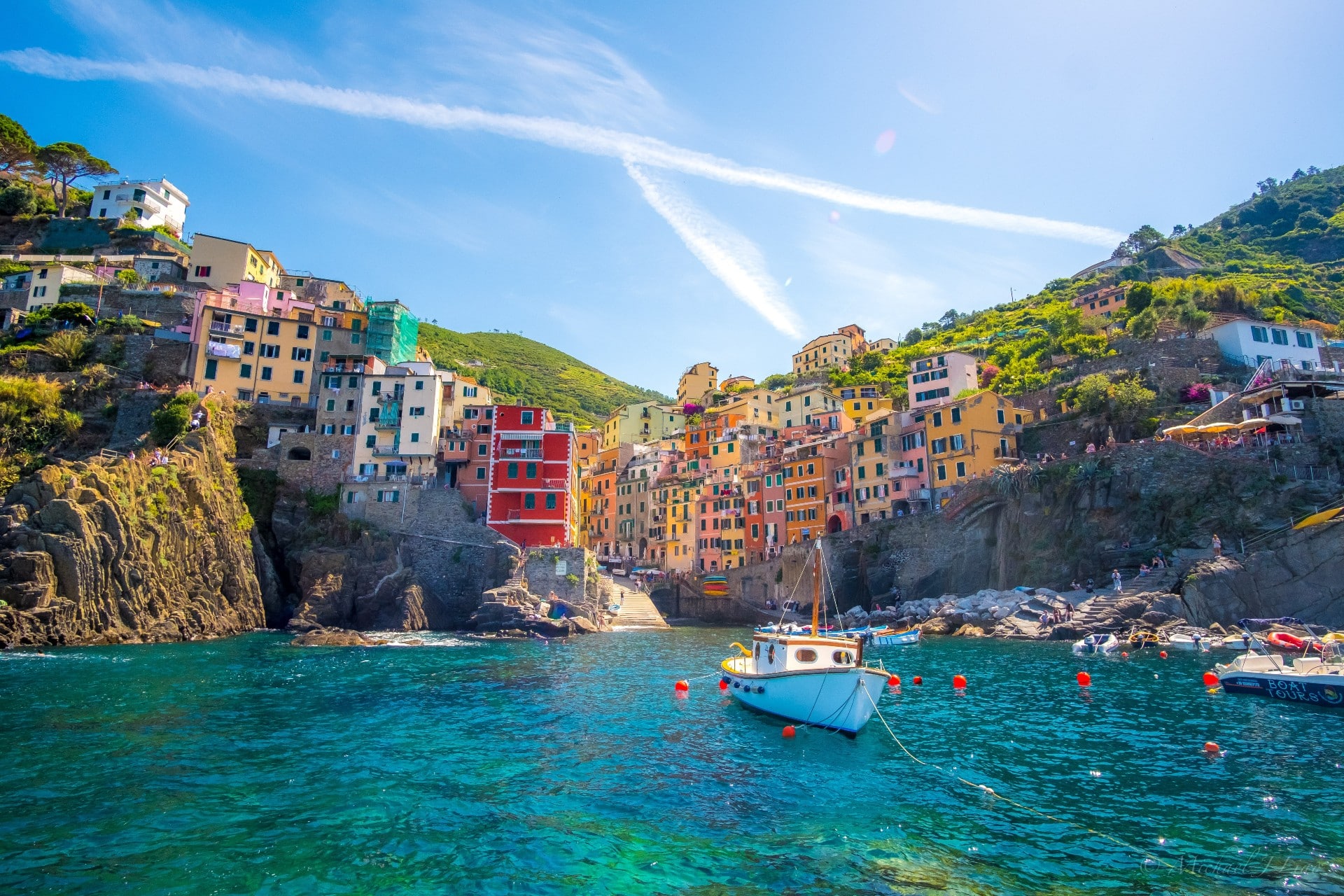 Cinque Terre, one of the most beautiful places to visit in ItalyCinque Terre, one of the most beautiful places to visit in Italy
