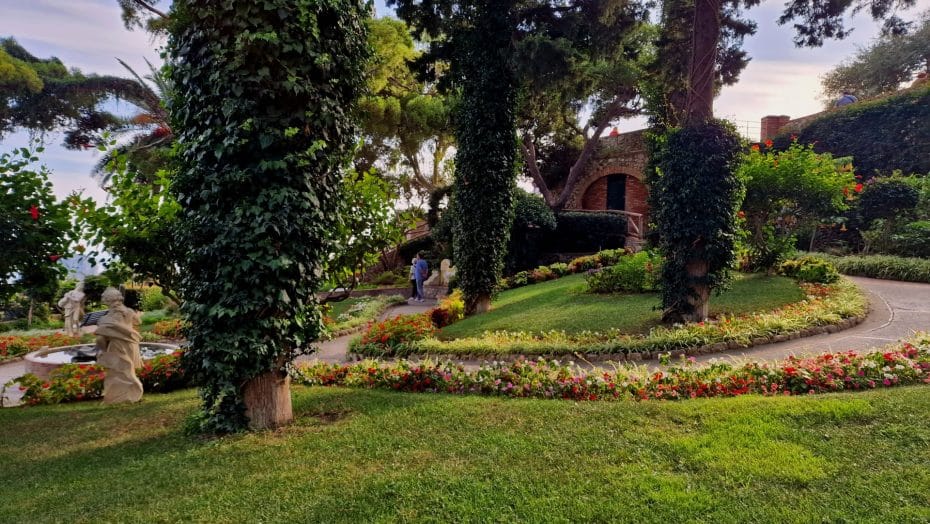 Los Jardines de Augusto están entre las atracciones que puedes visitar en el centro de Capri