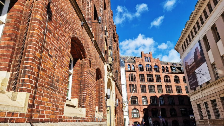 Altstadt Hamburg is the best area to experience the fascinating history of this German city