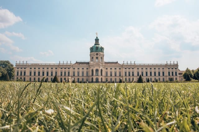 Il Castello di Charlottenburg è la principale attrazione di Berlino Ovest