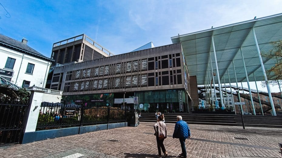 Stadsschouwburg Antwerp, Theaterbuurt