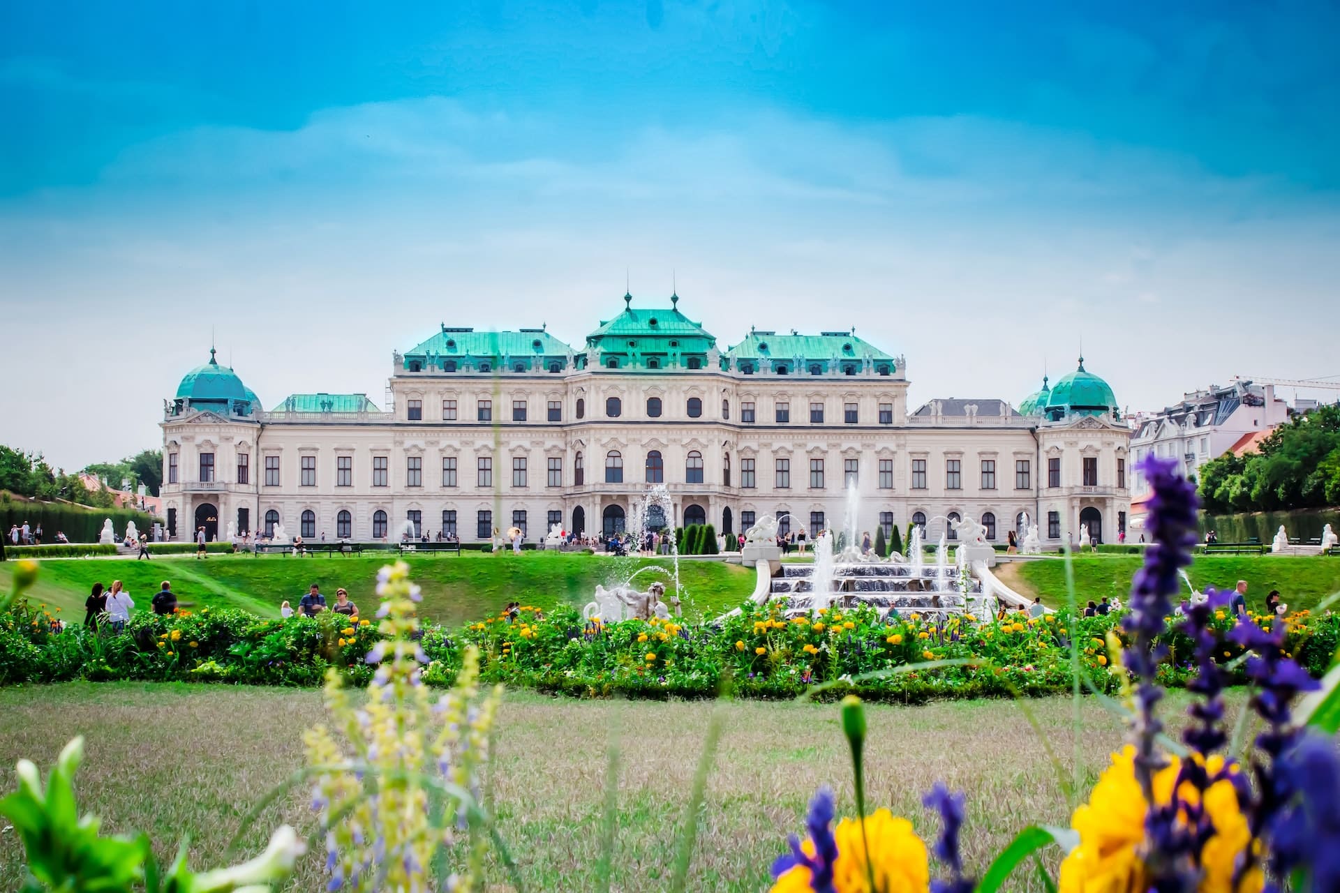 Con el impresionante Palacio de Belvedere como principal atractivo, Landstraße es una de las zonas más exclusivas de Viena donde alojarse.