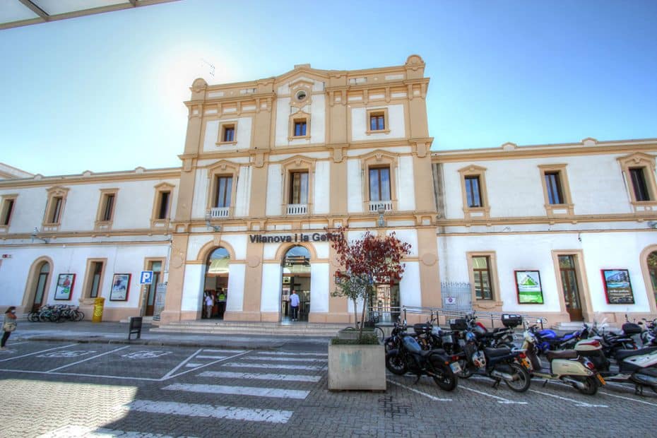 Estació de Vilanova i la Geltrú is one of the most beautiful train stations in Catalonia