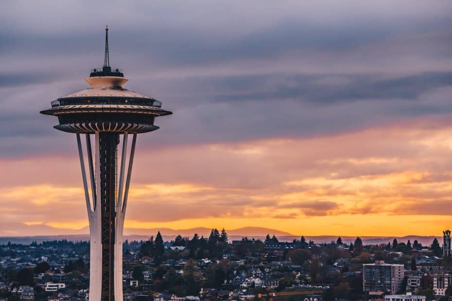 La Space Needle es la atracción turística más popular en Seattle, Washington