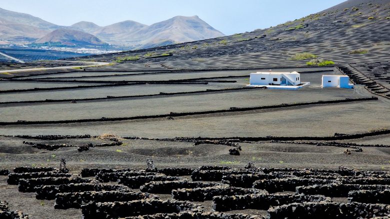 What to do and what to see in Lanzarote - Must-see attractions on the Island of Fire