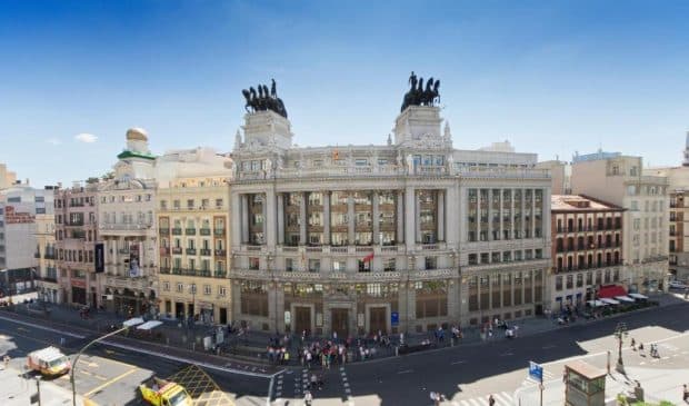 Hotel Regina - Exterior