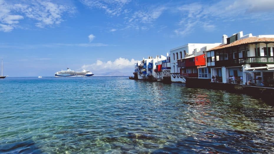 Little Venice, in Kora, is the best town to stay in Mykonos for sightseeing