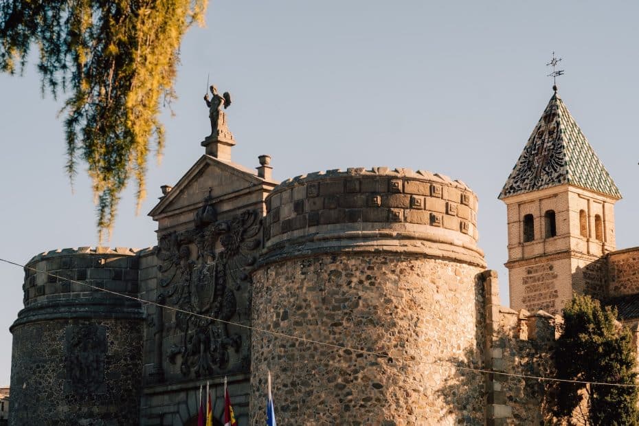 Puerta de Bisagra, Must-sees in Toledo, Spain