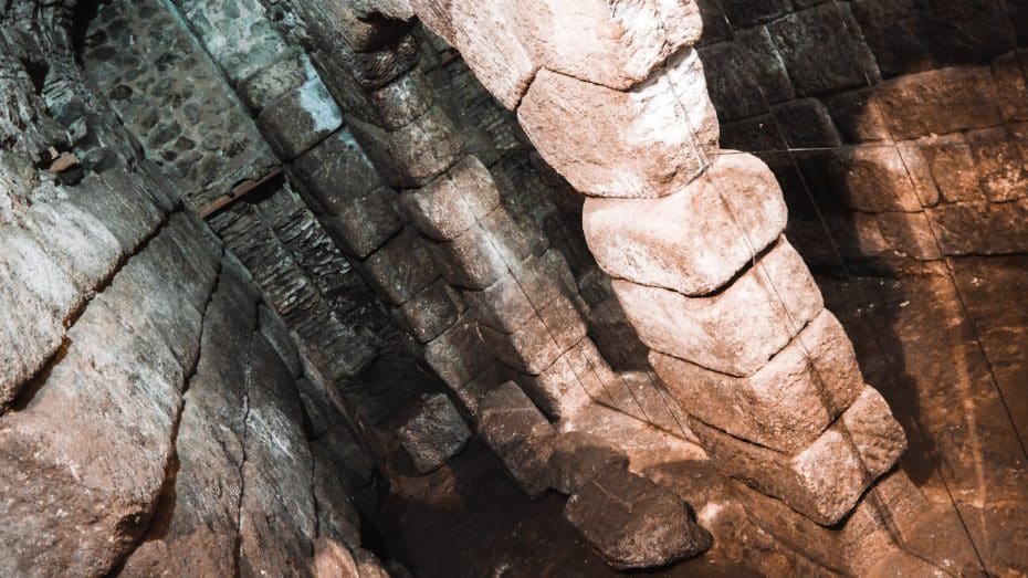 Toledo Attractions - Hercules Caves