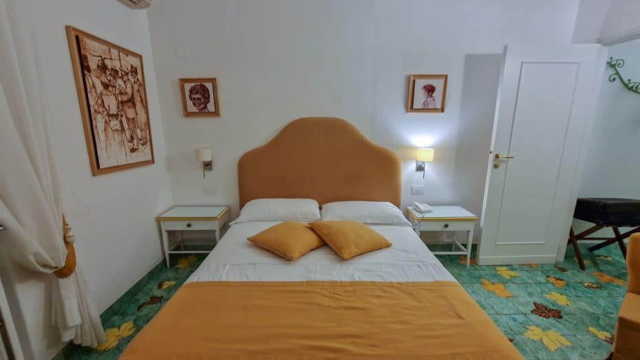 Room at the Albergo Gatto Bianco, Capri Town
