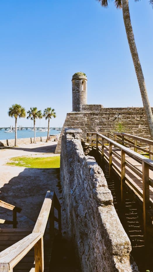 Things to see in Saint Augustine - San Marcos Castle