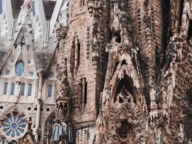 Top 25 Must-See Attractions in Barcelona for First-Time Visitors