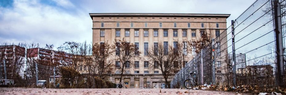 Con Berghain y Warschauer Strasse, Friedrichshain es la mejor zona donde alojarse en Berlín para salir de fiesta