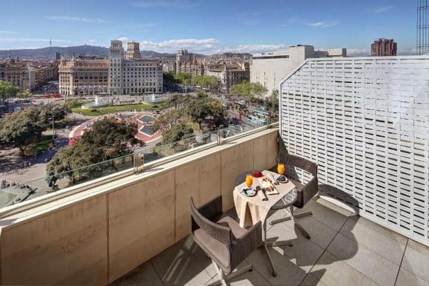 Olivia Plaza Hotel - Views