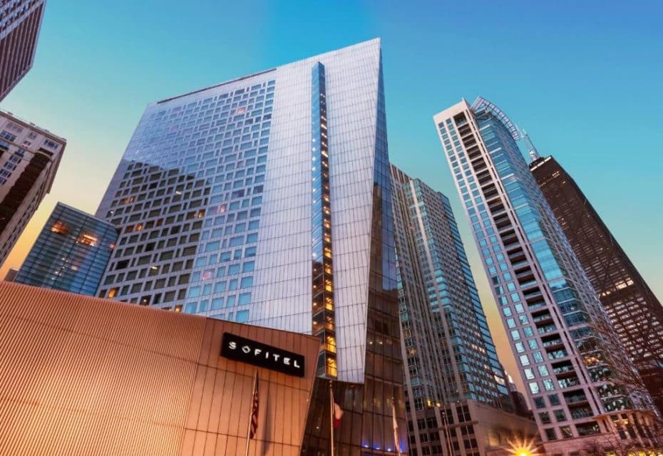 One of the most famous shopping destinations in the world, Chicago's Magnificent Mile is lined with luxury boutiques, department stores, and high-end retailers. Our favorite property here is the Sofitel Chicago Magnificent Mile