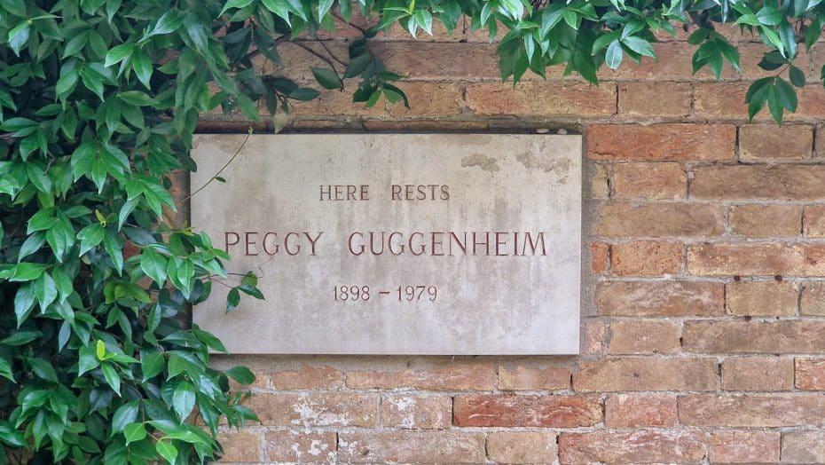 Peggy Guggenheim's grave at the museum