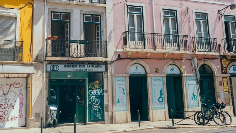 Bairro Alto es una zona tranquila de día y un centro de vida nocturna.