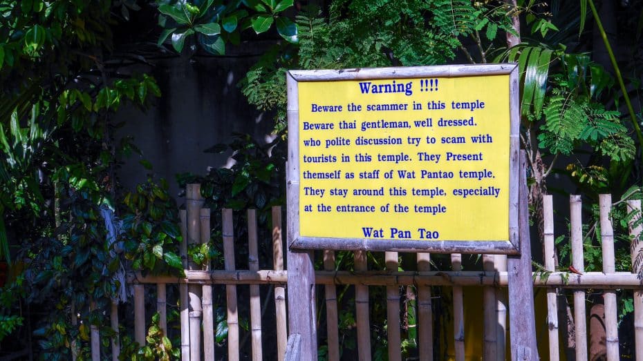 Etiqueta para visitar los templos tailandeses si no eres budista