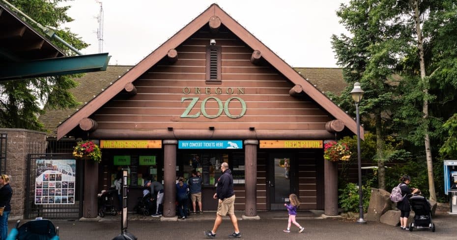 Oregon Zoo - Things to see in Portland
